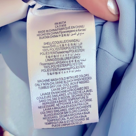 BCBG runway collection. Size 4 worn once and dry cleaned. Gorgeous piece. - Picture 9 of 12